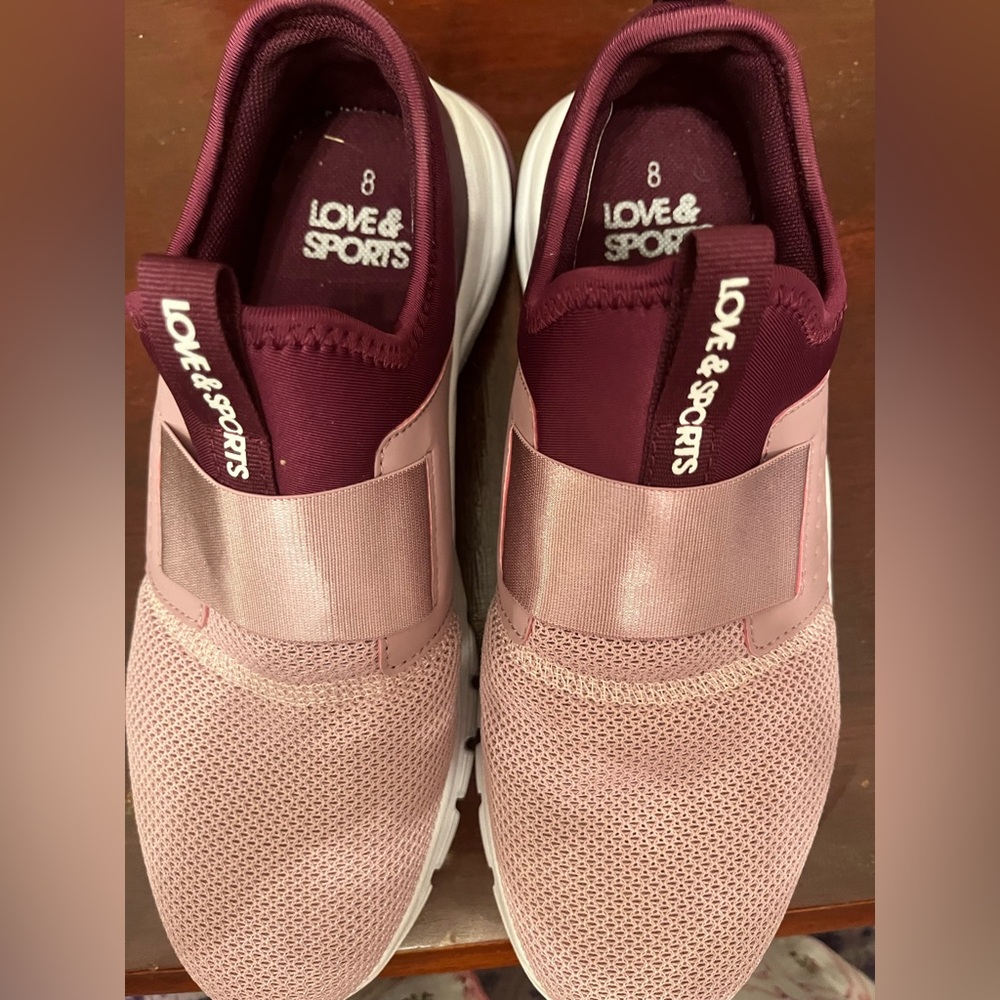 Love and Sports Women's Slip-On Sneakers - Dusty Rose & Burgundy.size 8